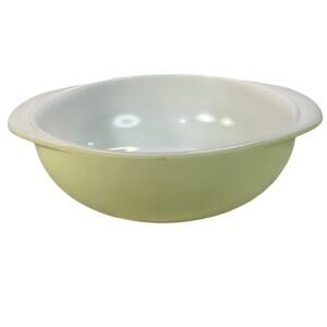 Vintage Pyrex Light Yellow Round 2 QT Casserole Dish